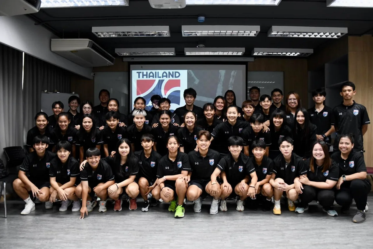 ฟูโตชิ อิเคดะ นำทัพชบาแก้วเข้าสู่แคมป์ฝึกซ้อมเตรียมลุย Pink Ladies Cup