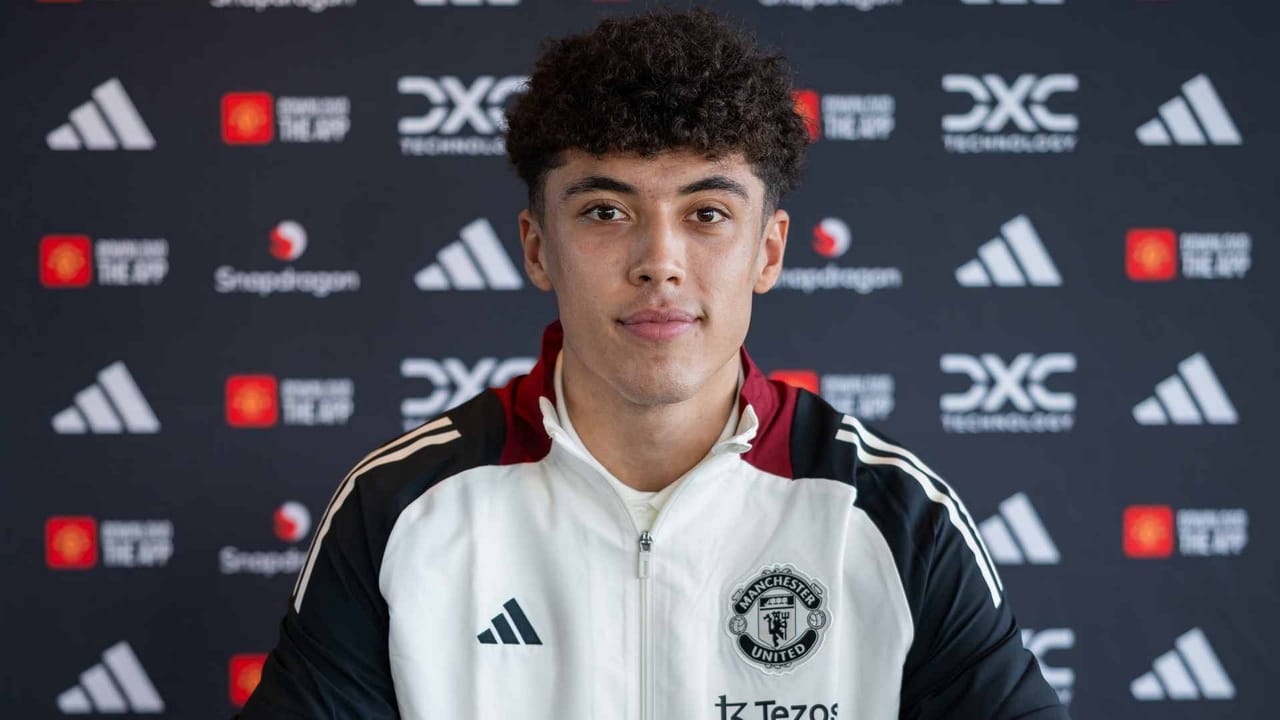 แมนฯ ยูไนเต็ด ต่อสัญญา อีธาน วิทลี่ย์ ถึงปี 2028