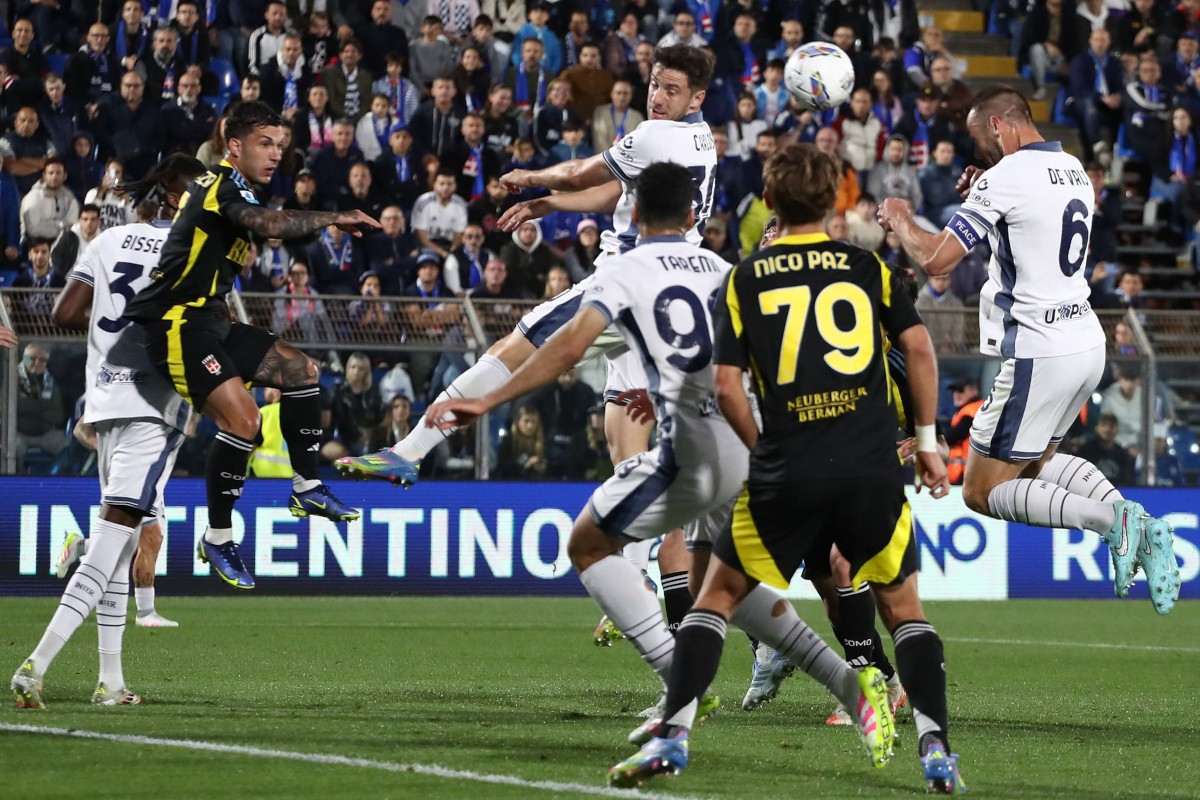 อินเตอร์บุกอัดโคโม่ 2-0 แต่ชวดแชมป์เซเรีย อา