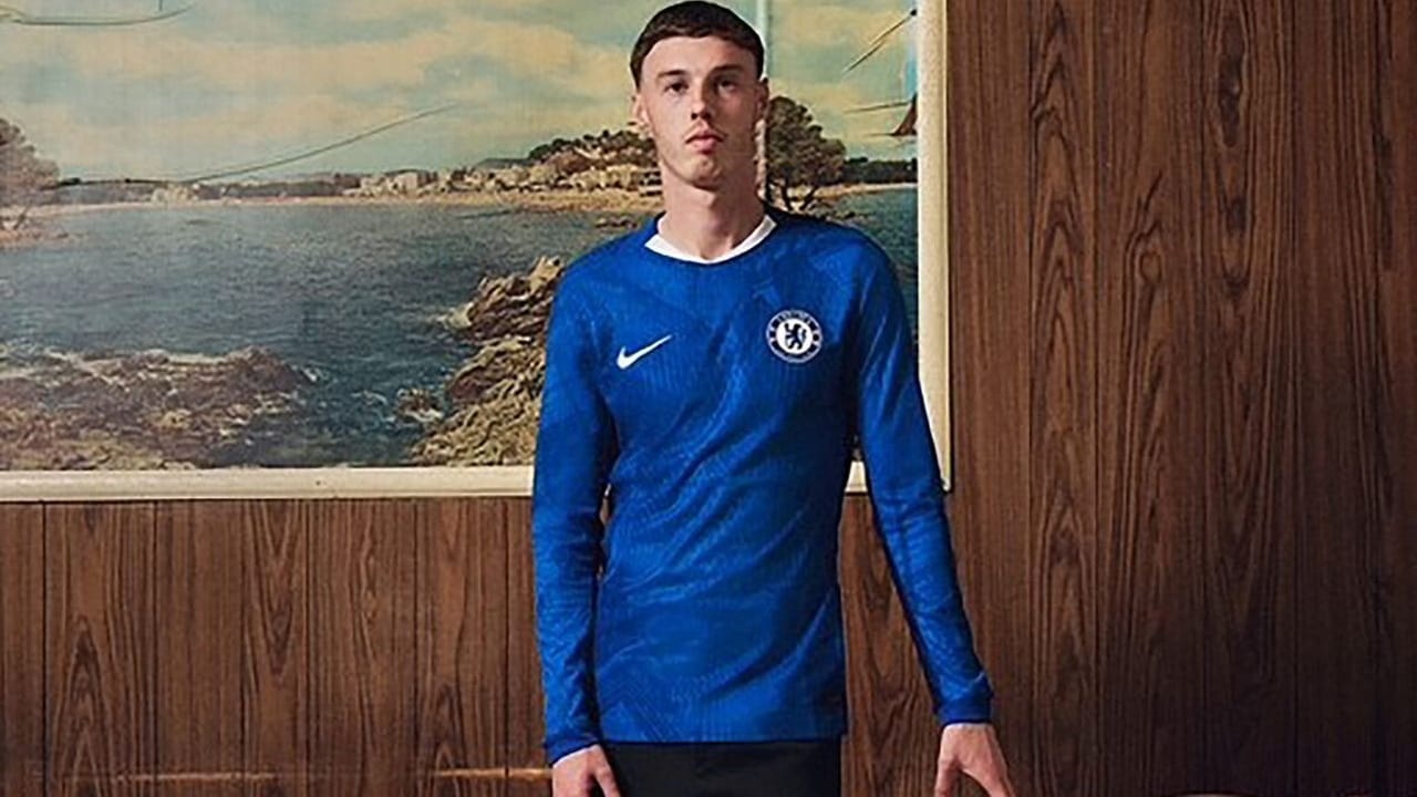 เชลซีเปิดตัวเสื้อเหย้าใหม่ ฤดูกาล 2025/26 สไตล์เรียบหรู