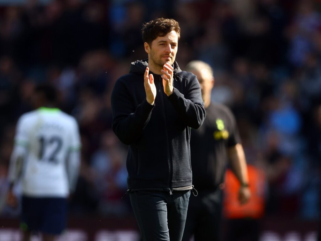 ไรอัน เมสัน (ryan mason) อดีตกองกลางชื่อดังของท็อตแน่ม ฮ็อทสเปอร์